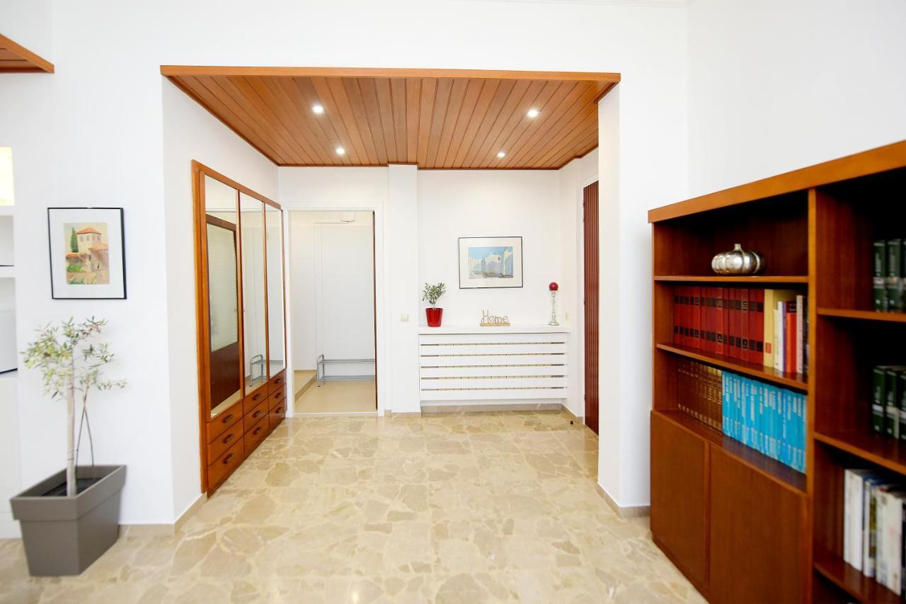 Martha'S Home Rhodes City Bagian luar foto